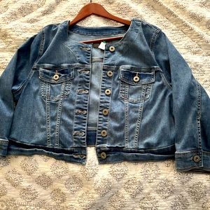 Denim jacket size 2 3/4 sleeve